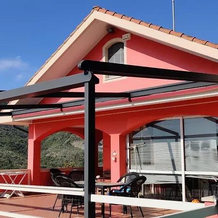 公寓 La Casina Del Sole 托伊拉诺